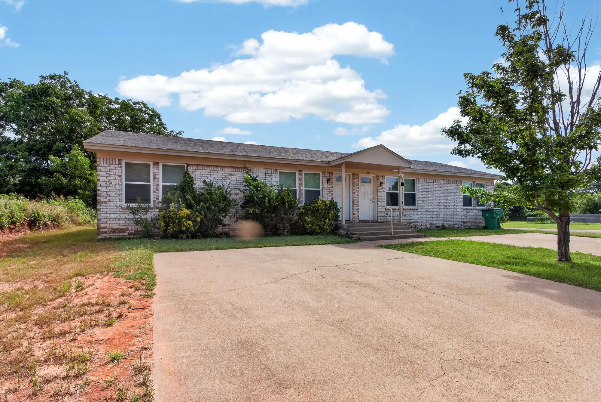 Granbury duplex investment property at 309 Lilac